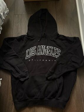 brandy melville sweatshirt